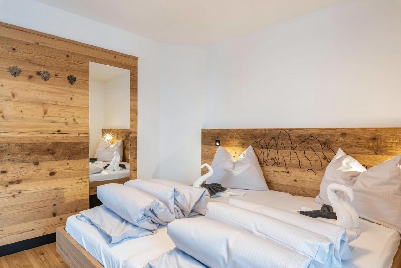 Planerhof Apartment Lilie Funes  Buitenkant foto